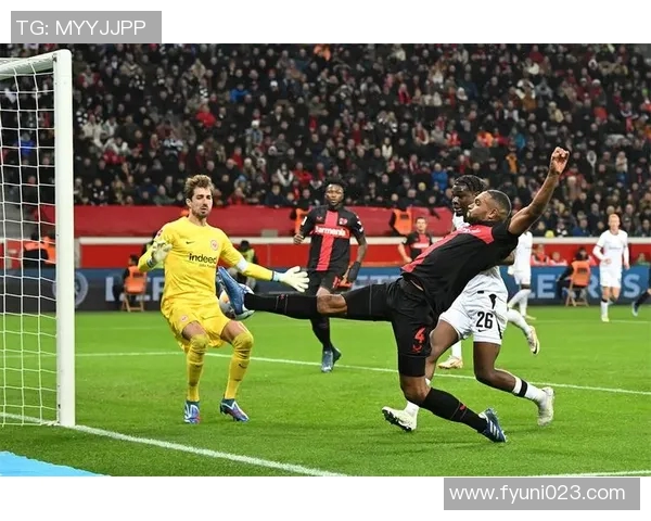 法兰克福主场大胜勒沃库森,积分榜前列稳固 法兰克福主场大胜勒沃库森,积分榜前列稳固