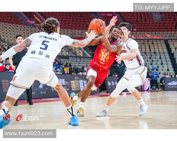 深圳马可波罗外援飙分，助球队战胜上海久事队